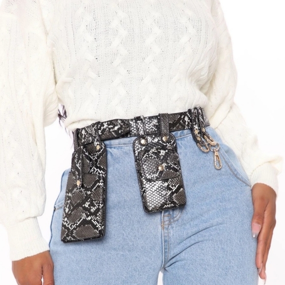 Black Multi Pouch Belt - Picture 3 of 3